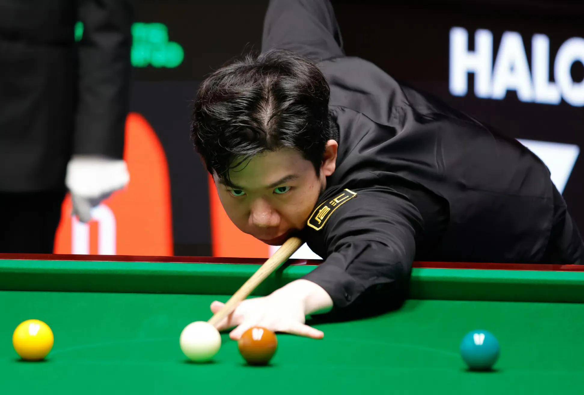 竞凭借着稳 竞凭借着稳