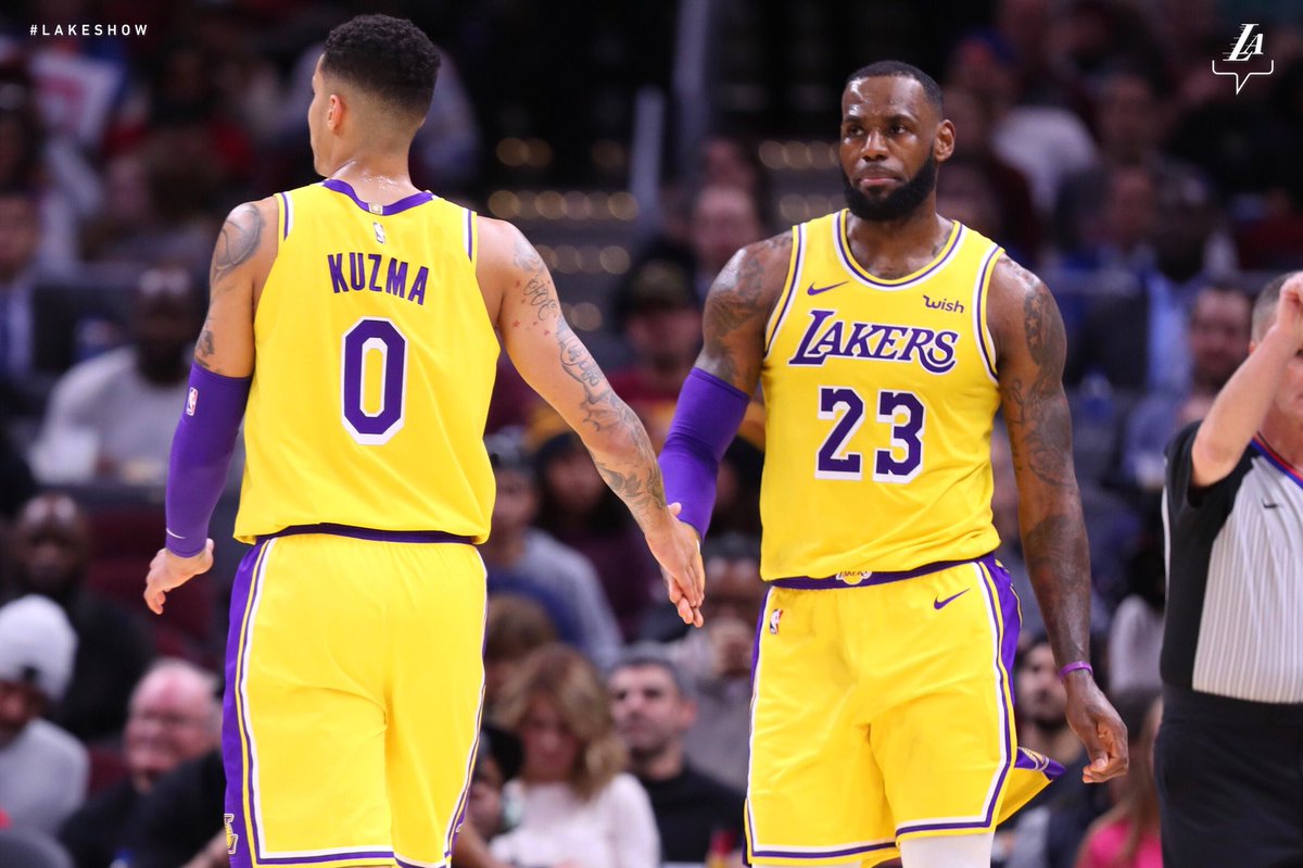 就展现出她 就展现出她